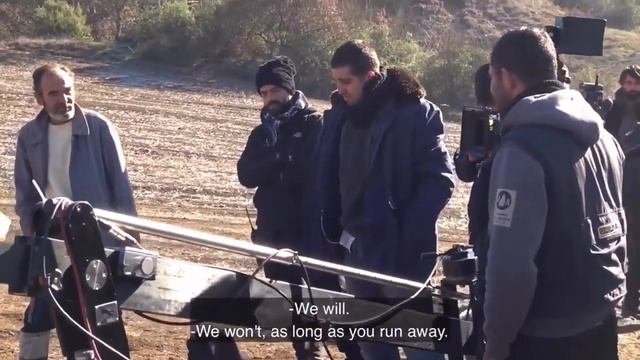 Ahlat Ağacı Doğu Demirkol'un köpek korkusu (Kamera Arkası) #nuribilgeceylan #dogudemirkol смотреть онлайн