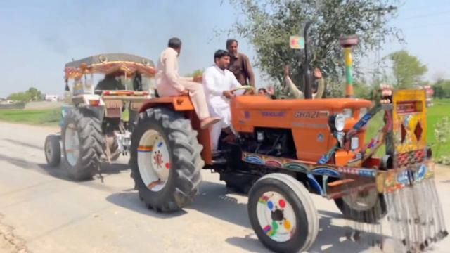 Ghazi vs Ford 3610 Tow Chain Competition Punjab Tractors смотреть онлайн