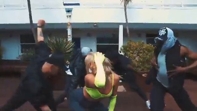 Ashley Roberts - Me & U (Cassie) (Dance Video) смотреть онлайн