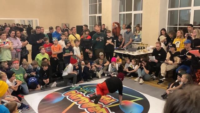 B-boy LEV (Preselection; от 9 до 13 лет; Kuzmolovo fest vol.8) смотреть онлайн