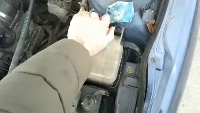 Купил Лагуну 1, Кипит Мотор! Машина до 1000$! Нет ни одного жучка! Разбираемся с причиной! смотреть онлайн