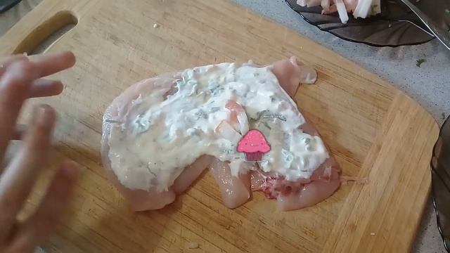 Готовим куриные пальчики с хрустящей корочкой в сливочном соусе !!!! смотреть онлайн