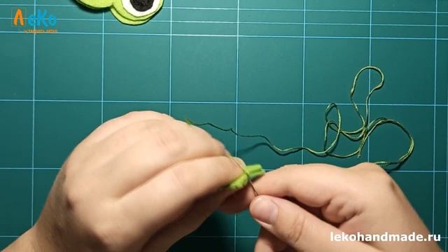Лягушка-квакушка из фетра. Как сшить игрушку своими руками. смотреть онлайн