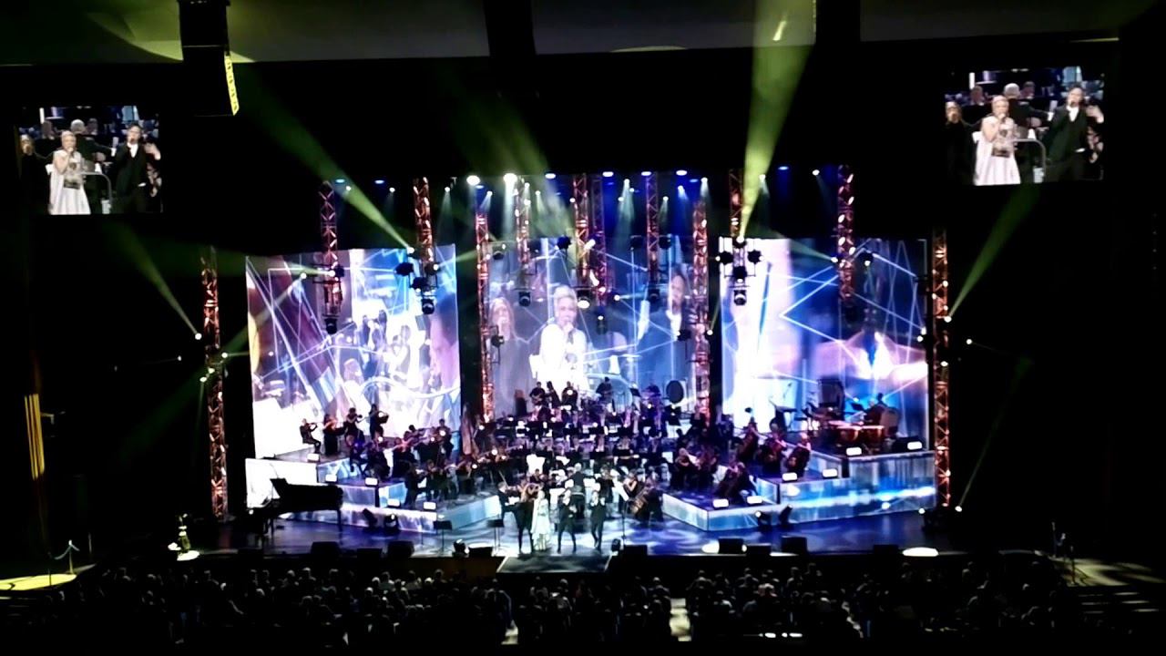 «Птица на подоконнике» - БИ-2 с оркестром, Тина Кузнецова и Ренарс Кауперс (23.03.2017 г.) Москва