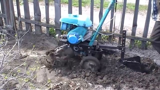 Мотокультиватор Крот переделанный для выполнения функций мотоблока. смотреть онлайн