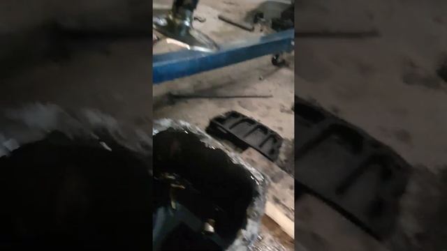 Canter 4M51 горит лампа давления масла смотреть онлайн