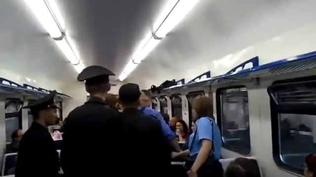 разборки в электричке смотреть онлайн