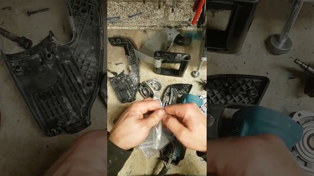 Makita SG1251 Wall chaser repair, wont cut or slows down when cutting. смотреть онлайн
