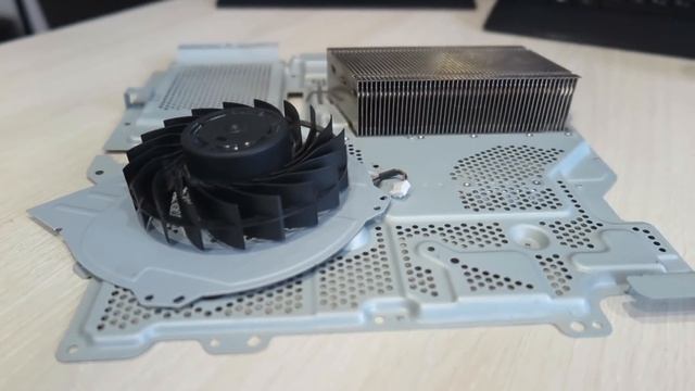 Очень Шумит PS4 Pro - Нашел Неожиданное Решение смотреть онлайн