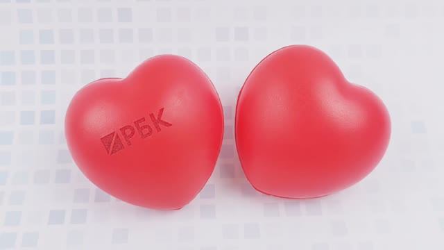 Антистрессы сердце с логотипом смотреть онлайн