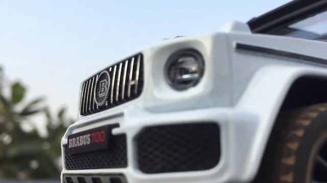 Unboxing Mini Mercedes-Benz G-700 Brabus 1/32 Scale Diecast Model SUV | RPM Redlines