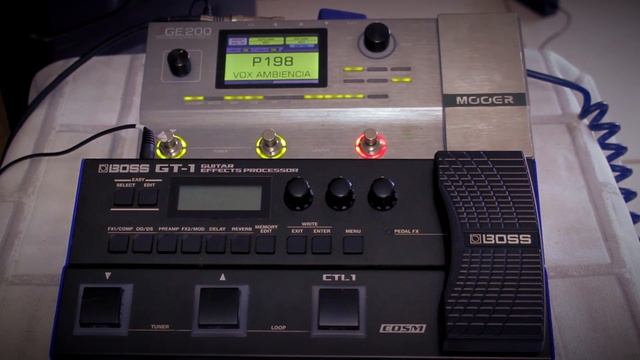 Boss GT1 x Mooer GE200 // Teste Comparativo смотреть онлайн