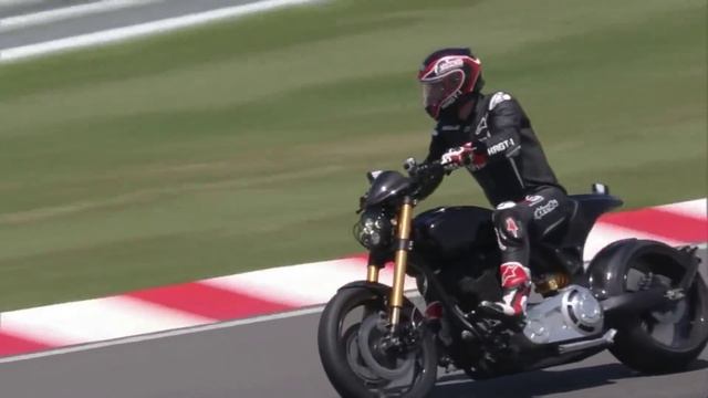 Suzuka 8 hours 2015 One lap with Keanu Reeves on his ARCH motorcycle смотреть онлайн