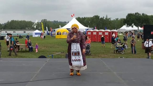Два веселых гуся Edmonton. Heritage Festival 2017 смотреть онлайн