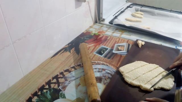 Два рецепта печения " На скорую руку и Творожное ". 18 + смотреть онлайн