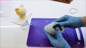 Отливка шоколадной фигурки в силиконовой форме .Часть 2