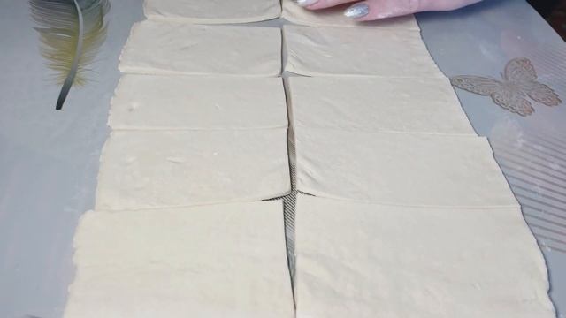 Слоёные язычки с сахаром из слоеного бездрожжевого теста всего за 20 минут!!! смотреть онлайн