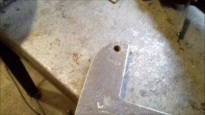 Самодельный крюк для вытяжки.