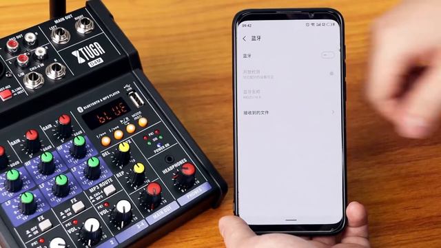D4M Audio Mixer With UHF Wireless Microphone смотреть онлайн