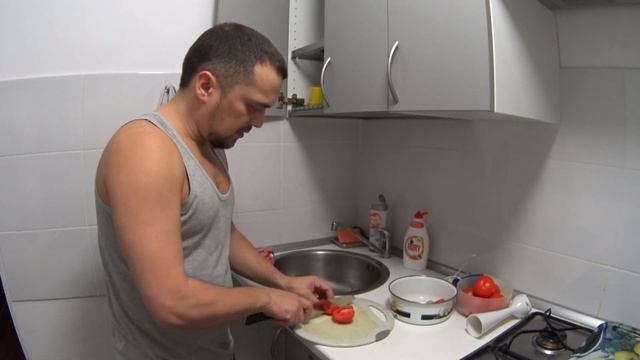 СТЕЙКИ В ФОЛЬГЕ / ДОМАШНЯЯ ПИЦЦА! смотреть онлайн