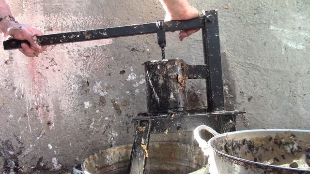 Как делать брикеты из подсолнечной шелухи самостоятельно смотреть онлайн