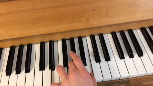 Suki Kirai but I'm messing about in music class смотреть онлайн