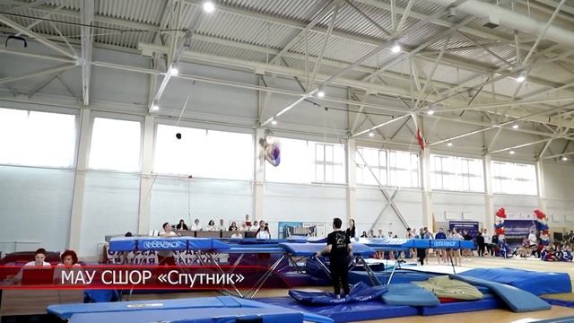 Прыжки на батуте - Чемпионат и Первенство Сибирского Федерального округа 2023 г. в г. Красноярске смотреть онлайн