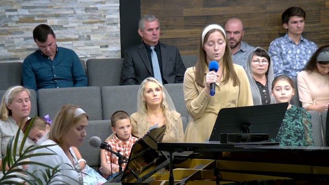 "Если мир лишит тебя золота и серебра" смотреть онлайн