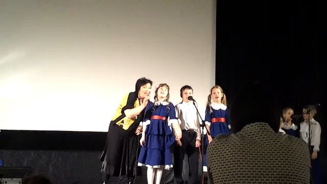 Светлана Русская и вокальный ансамбль Лукошко. смотреть онлайн