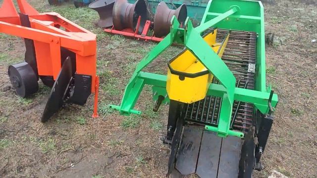 Авторинок Нова Маячка.Від болта до трактора. смотреть онлайн