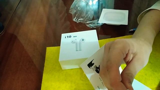 Распаковка Bluetooth наушников i10? смотреть онлайн