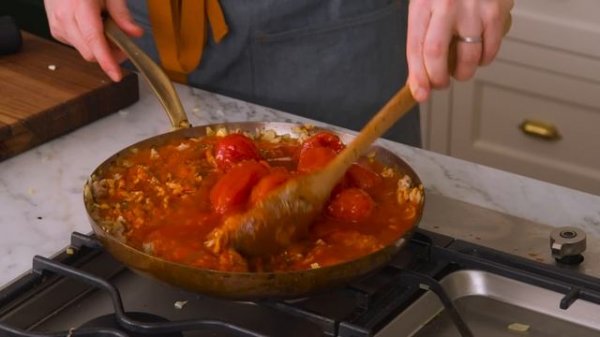 Delicious Baked Ziti Recipe | SO Easy!