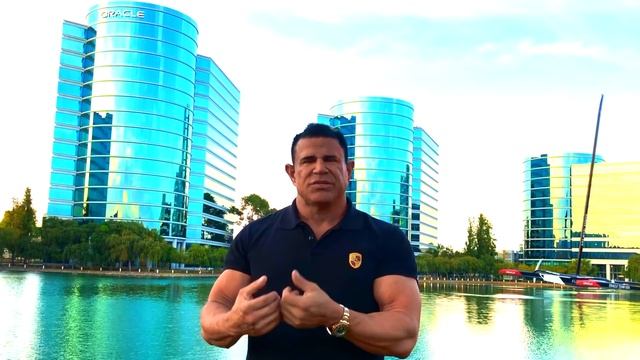 Keith Middlebrook aka the Real Iron Man at Larry Ellison's ORACLE. смотреть онлайн