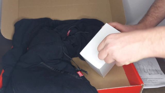 ПОДОГРЕВАЕМАЯ кофта @MilwaukeeTool идеальное решение для зимнего комфорта смотреть онлайн