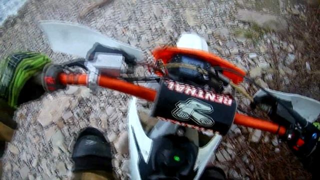 После дождя на лысой резине. Racer RC250XZR ENDURO.