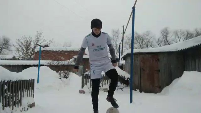 Обучение танцу Криштиану Роналду | Футбольные финты | Обучение футболу . смотреть онлайн