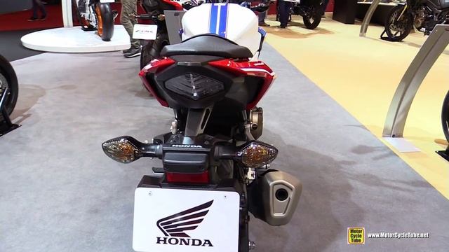 2016 Honda CB500F ABS - Walkaround - 2015 Salon de la Moto Paris смотреть онлайн