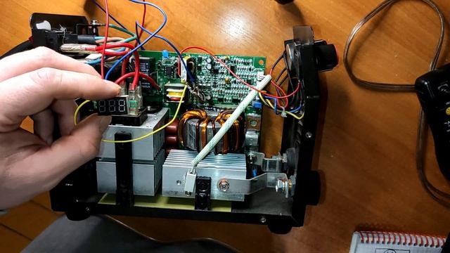 АМПЕРМЕТР НА СВАРОЧНЫЙ ИНВЕРТОР!!! ОЧЕНЬ ПРОСТО!!! смотреть онлайн