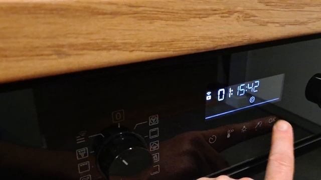 Jak ustawić godzinę w piekarniku Electrolux смотреть онлайн