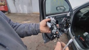 мазда cx30 снятие дверной ручки