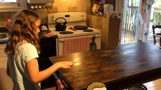 Coin Hockey / Coin Soccer Tabletop Game смотреть онлайн