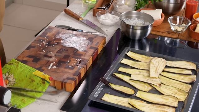 Горячие и холодные РУЛЕТИКИ из БАКЛАЖАНОВ. Какие вкуснее? РЕЦЕПТЫ от Ильи Лазерсона смотреть онлайн