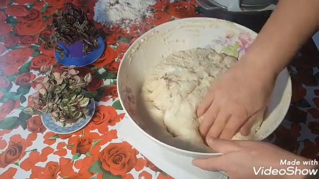 Pine de post. Din 3 ingridiente. Usoara si buna. Moale si puhava .Cea mai simpla reteta. смотреть онлайн