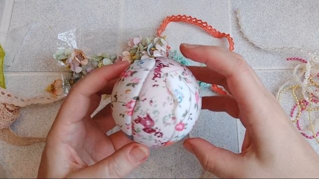 Берем заготовку и ткань и получаем необычную красоту. смотреть онлайн