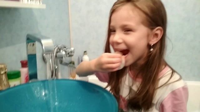 VLOG: №1 (у моей бабушки с с зайкой ми) смотреть онлайн