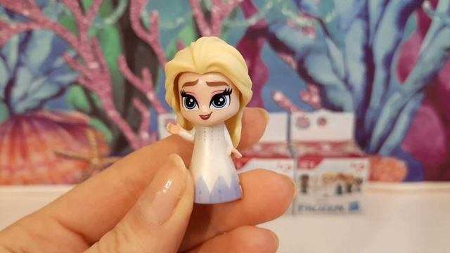 Холодное Сердце 2 Фигурки Disney Frozen Twirlabouts со Сменными лицами 1 серия Распаковка смотреть онлайн