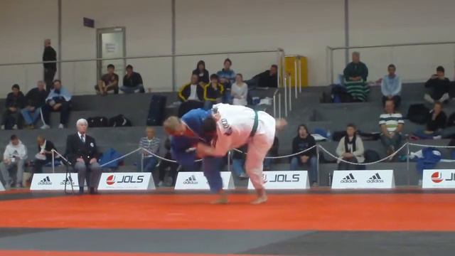 Karl vs Green смотреть онлайн
