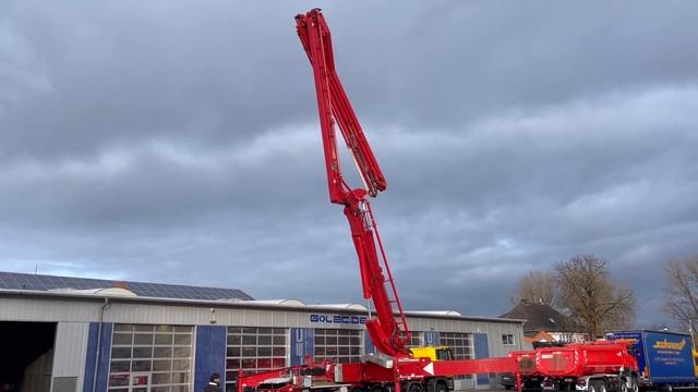 MAN TGS 50.480 10x4-6 BB Betonpumpe SCHWING 55 S XP aus Baujahr 2017 смотреть онлайн