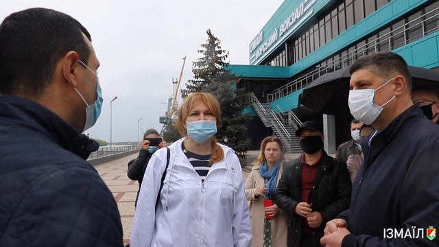 Сегодня туристы, прибывшие в Измаил на теплоходе "Диана", вышли знакомиться с городом. смотреть онлайн