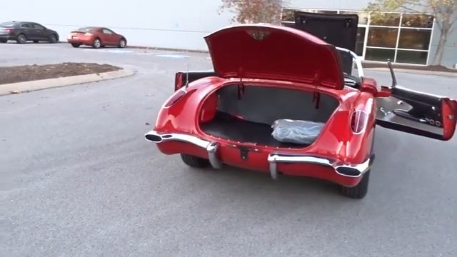 1960 Chevrolet Corvette convertible, Gateway classic cars Nashville,# 1283NSH смотреть онлайн